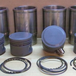 Kit  4 chemises fonte graphite  (GS 600)(MP0187)+ 4 pistons forgés +segments 1.75+2+4mm (MP0136)