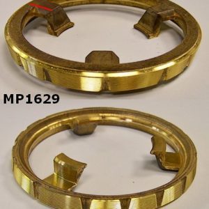 Bague de syncro.1ère ou 2ème suivant modéle de boite (Réf . Renault 7700725747 et 7700671383)