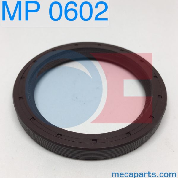 Crankshaft seal on the flywheel side (70x90x10)