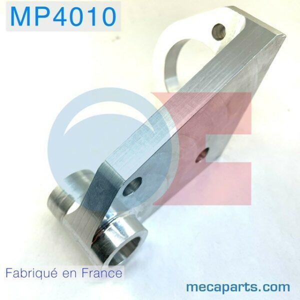 Alloy master-cylinder bracket R8, R10 and A 110 1600 SC, SI and SX. – Image 3