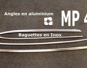 Kit de 8 pièces (baguettes et angles chromées) pour pare-brise A310/4. Inox