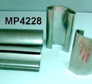 Kit 4 clés enjoliveurs de pare-brise et lunette arriére (en inox)