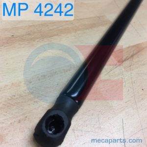 Rear bonnet jack