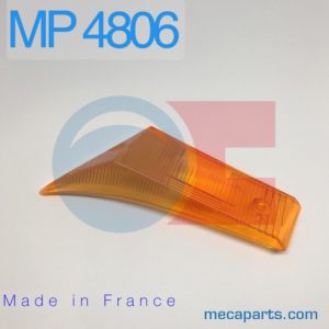 Cabochon de clignotant droit